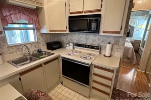 182 Marina Dr, New London, NC 28127 - Photo 11