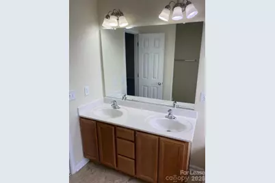 10020 Kings Parade Boulevard, Charlotte, NC 28273 - Photo 19