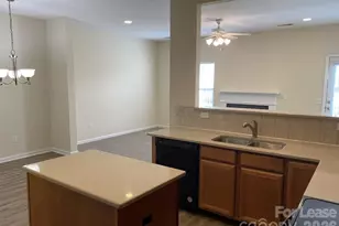 10020 Kings Parade Blvd, Charlotte, NC 28273 - Photo 9