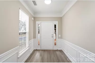 8835 Kestral Ridge Drive, Charlotte, NC 28269 - Photo 5