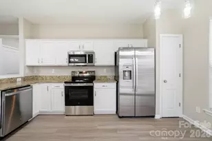 8835 Kestral Ridge Dr, Charlotte, NC 28269 - Photo 17