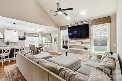 135 Lakeshore Hills Drive, Mooresville, NC 28117 - Photo 15