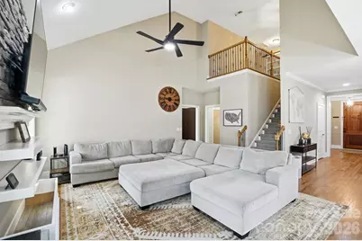 135 Lakeshore Hills Drive, Mooresville, NC 28117 - Photo 17