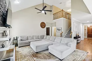 135 Lakeshore Hills Drive, Mooresville, NC 28117 - Photo 17