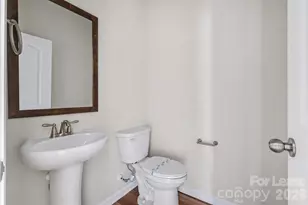 10016 Hemingway Pl, Charlotte, NC 28227 - Photo 13