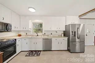 4776 Kennedy St, Hickory, NC 28602 - Photo 17