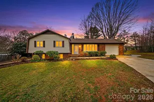 4776 Kennedy St, Hickory, NC 28602 - Photo 1