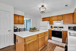 838 Brattleboro Ct, Charlotte, NC 28217 - Photo 15