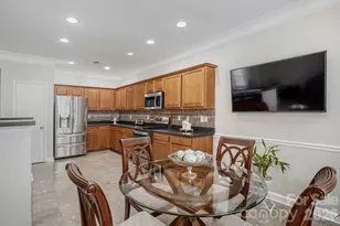 13622 Stringfellow Ln, Charlotte, NC 28278 - Photo 7