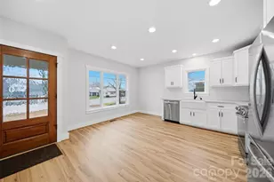 1022 E Main St, Maiden, NC 28650 - Photo 9