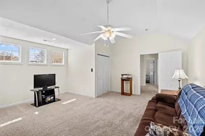 219 19th Avenue SE, Hickory, NC 28602 - Photo 35