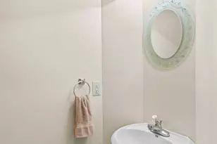 219 19th Ave SE, Hickory, NC 28602 - Photo 17