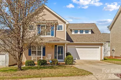 219 19th Avenue SE, Hickory, NC 28602 - Photo 1