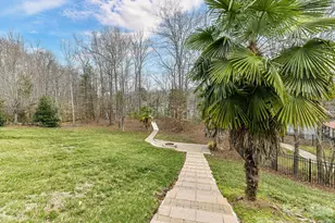 1805 Mt Isle Harbor Dr, Charlotte, NC 28214 - Photo 43