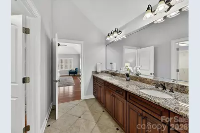 1805 Mt Isle Harbor Drive, Charlotte, NC 28214 - Photo 27