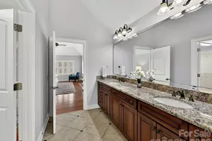 1805 Mt Isle Harbor Dr, Charlotte, NC 28214 - Photo 27