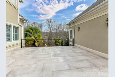 1805 Mt Isle Harbor Drive, Charlotte, NC 28214 - Photo 15