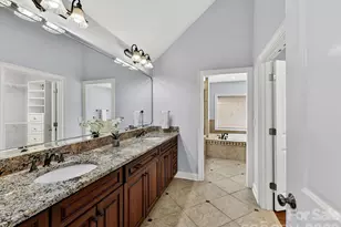 1805 Mt Isle Harbor Dr, Charlotte, NC 28214 - Photo 25