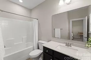 1053 Harlows Crossing Dr, Matthews, NC 28104 - Photo 35