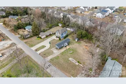 5012 Victoria Avenue, Charlotte, NC 28269 - Photo 19