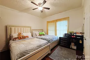 6228 Vernedale Rd, Charlotte, NC 28212 - Photo 11