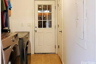 6228 Vernedale Rd, Charlotte, NC 28212 - Photo 9