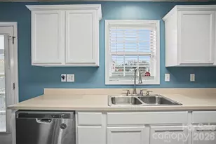 445 W Stokes St, China Grove, NC 28023 - Photo 7