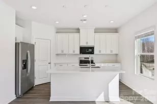 2204 Silverbell Ln, Stanley, NC 28164 - Photo 5