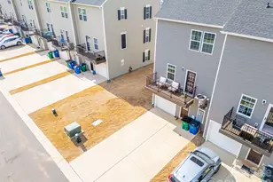 2102 Trout Lily Ln, Matthews, NC 28104 - Photo 33