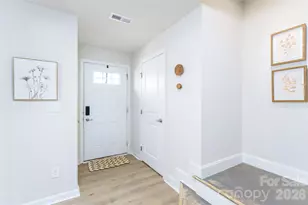 2102 Trout Lily Ln, Matthews, NC 28104 - Photo 9