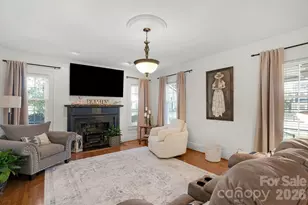 607 S York St, Gastonia, NC 28052 - Photo 11