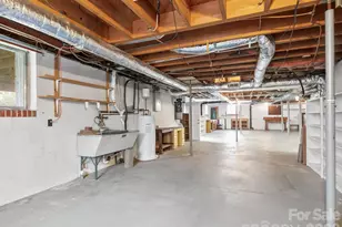 608 S Buena Vista Dr, Hendersonville, NC 28792 - Photo 23