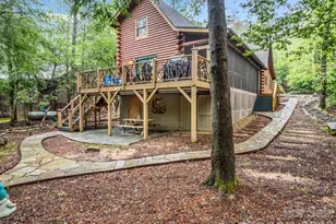 1040 Soquili Dr, Brevard, NC 28712 - Photo 1