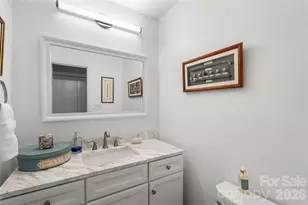 530 N Poplar St, Charlotte, NC 28202 - Photo 13