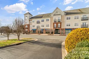 1410 4th St Dr NW, Hickory, NC 28601 - Photo 1