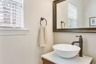 9507 Yearwood Ln, Charlotte, NC 28214 - Photo 19