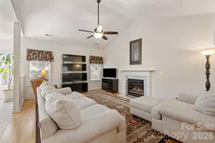 9507 Yearwood Ln, Charlotte, NC 28214 - Photo 15