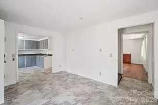 307 Roaring Creek Ln, Waynesville, NC 28786 - Photo 21