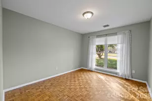 1229 Ashcraft Ln, Charlotte, NC 28209 - Photo 13