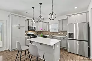 5125 Arbordale Wy, Mount Holly, NC 28120 - Photo 11