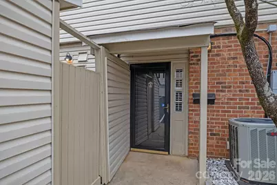 5943 Quail Hollow Road #B, Charlotte, NC 28210 - Photo 5