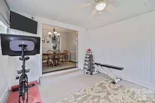 5943 Quail Hollow Rd, Charlotte, NC 28210 - Photo 19