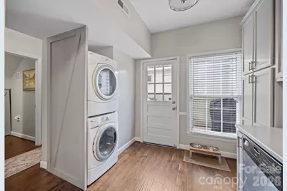 5943 Quail Hollow Road #B, Charlotte, NC 28210 - Photo 15