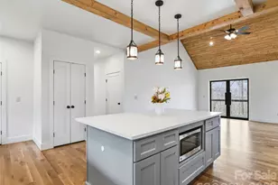 288 Ironwood Dr, Clyde, NC 28721 - Photo 15