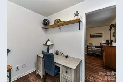 1240 Skyview Road, Charlotte, NC 28208 - Photo 13