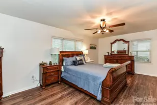 1240 Skyview Rd, Charlotte, NC 28208 - Photo 15