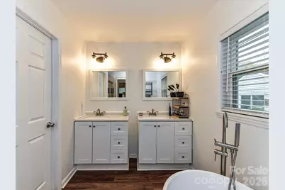 1240 Skyview Road, Charlotte, NC 28208 - Photo 17