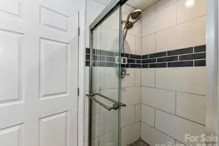 1240 Skyview Rd, Charlotte, NC 28208 - Photo 19