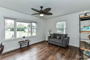 1240 Skyview Rd, Charlotte, NC 28208 - Photo 9