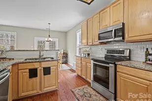 11512 Erwin Ridge Ave, Charlotte, NC 28213 - Photo 9